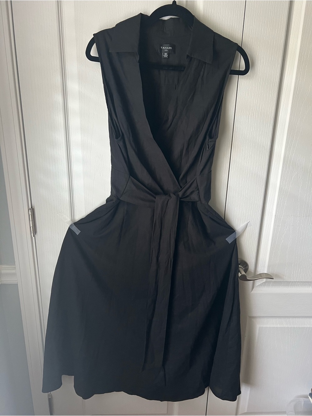 Tahari ASL Black Sleeveless Collared Dress